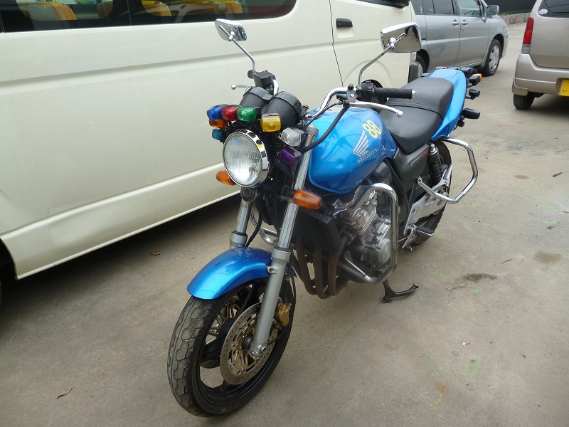 クォンタムジャンプジャパン株式会社 H24 Cb400sf